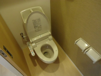 シャワー付トイレ