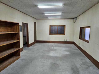 尼崎市東本町２丁目の店舗事務所の画像