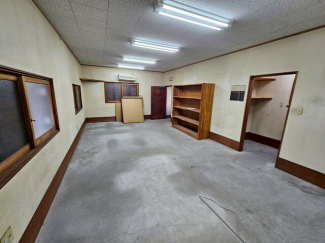 尼崎市東本町２丁目の店舗事務所の画像