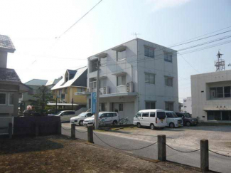 四国中央市中之庄町の事務所の画像