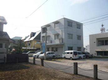 四国中央市中之庄町の事務所の画像