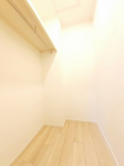 たっぷりとした収納スペースです