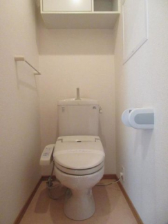 ゆったりとした空間のトイレです