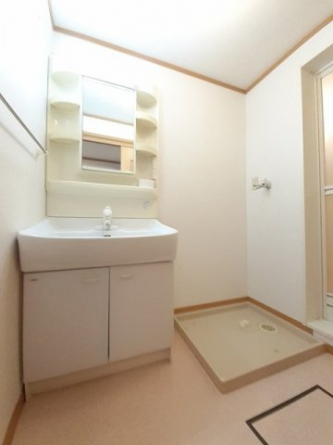 コンパクトで使いやすい洗面所