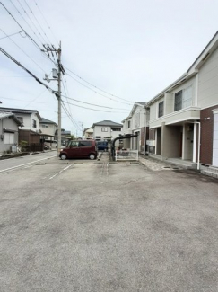 駐車場に車を止められます