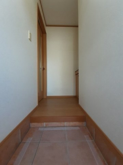 落ち着いた玄関です
