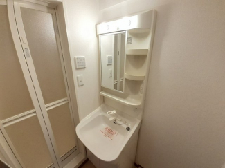 【洗面所】