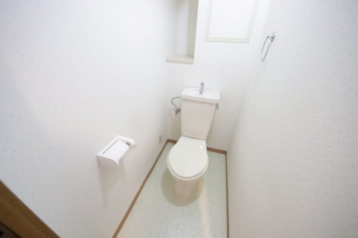 落ち着いたトイレです