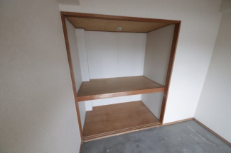 小物を収納するのに便利です