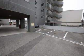 駐車場完備です