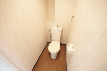 シンプルで使いやすいトイレです