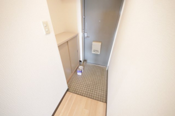 シンプルで使いやすい玄関です