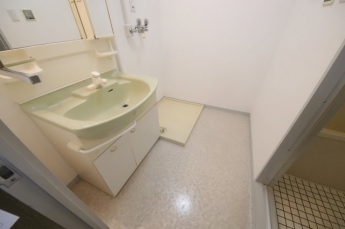 コンパクトで使いやすい洗面所