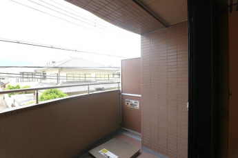 広々としたバルコニーです