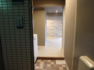 シンプルで使いやすい玄関です