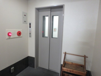 エレベーターです