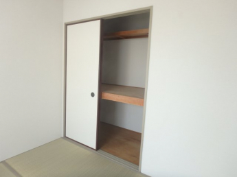 小物を収納するのに便利です