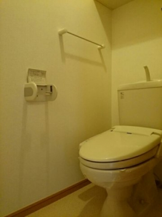 シンプルで使いやすいトイレです