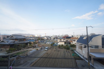 参考、同建物・同間取りの号室