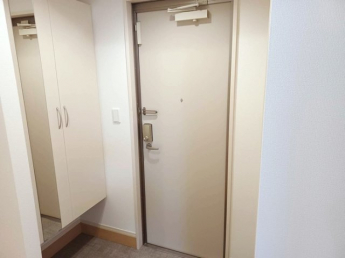 【玄関】