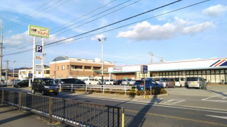 マルアイ高砂店・徒歩 約 ２分
