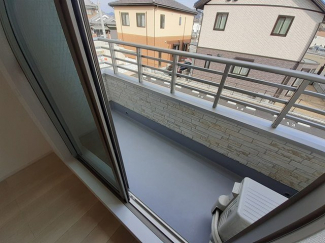 【バルコニー】