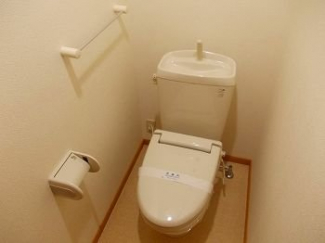 ゆったりとした空間のトイレです
