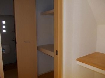 明るい室内です
