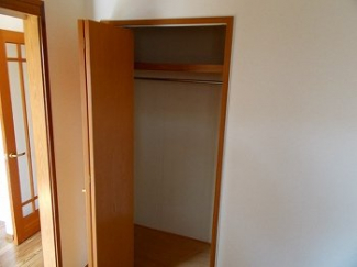 内装は落ち着いています