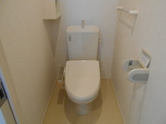 コンパクトで使いやすいトイレです
