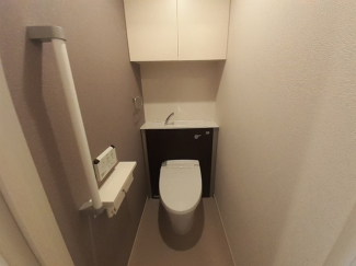 シンプルで使いやすいトイレです