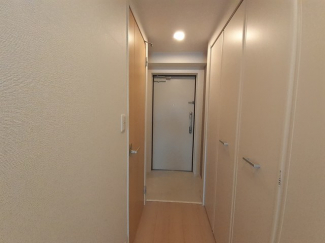 落ち着いた玄関です