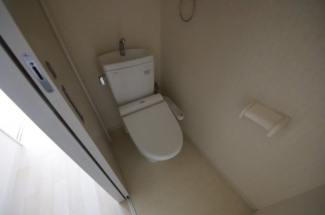 シンプルで使いやすいトイレです
