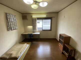 ２階洋室