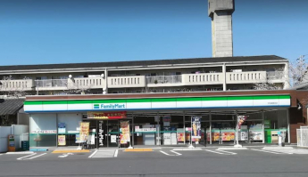 ファミリーマート宇和島夏目店まで1507m