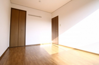 【寝室】