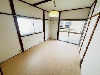 【寝室】