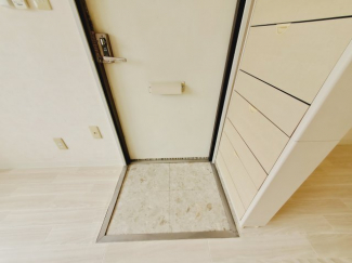 【玄関】