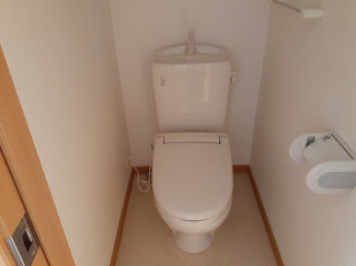 ゆったりとした空間のトイレです