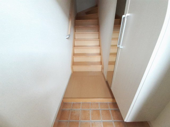 落ち着いた玄関です