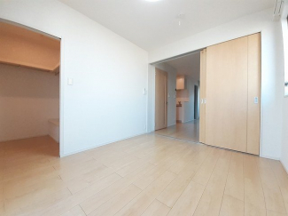 明るい室内です