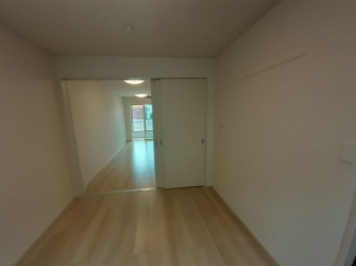内装は落ち着いています