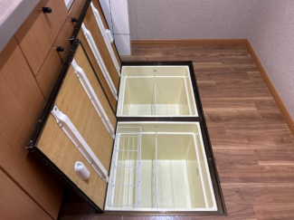 床下収納庫