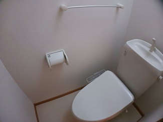 シンプルで使いやすいトイレです