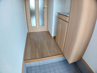 シンプルで使いやすい玄関です