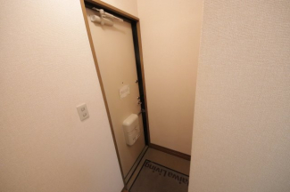 毎日通る玄関はこちらです