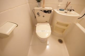シンプルで使いやすいトイレです