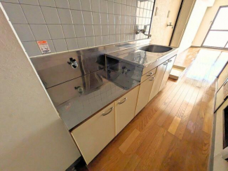 オクトワール松山土居田東館の画像