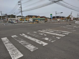 ファミリーマート松山安城寺店まで582m