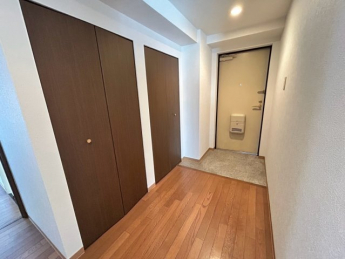 【玄関】